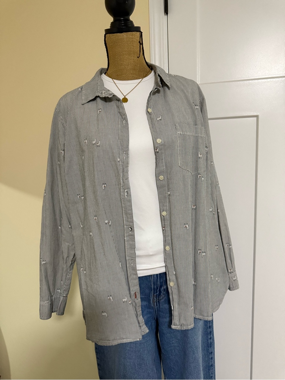 Llama design Button-Up Shirt
